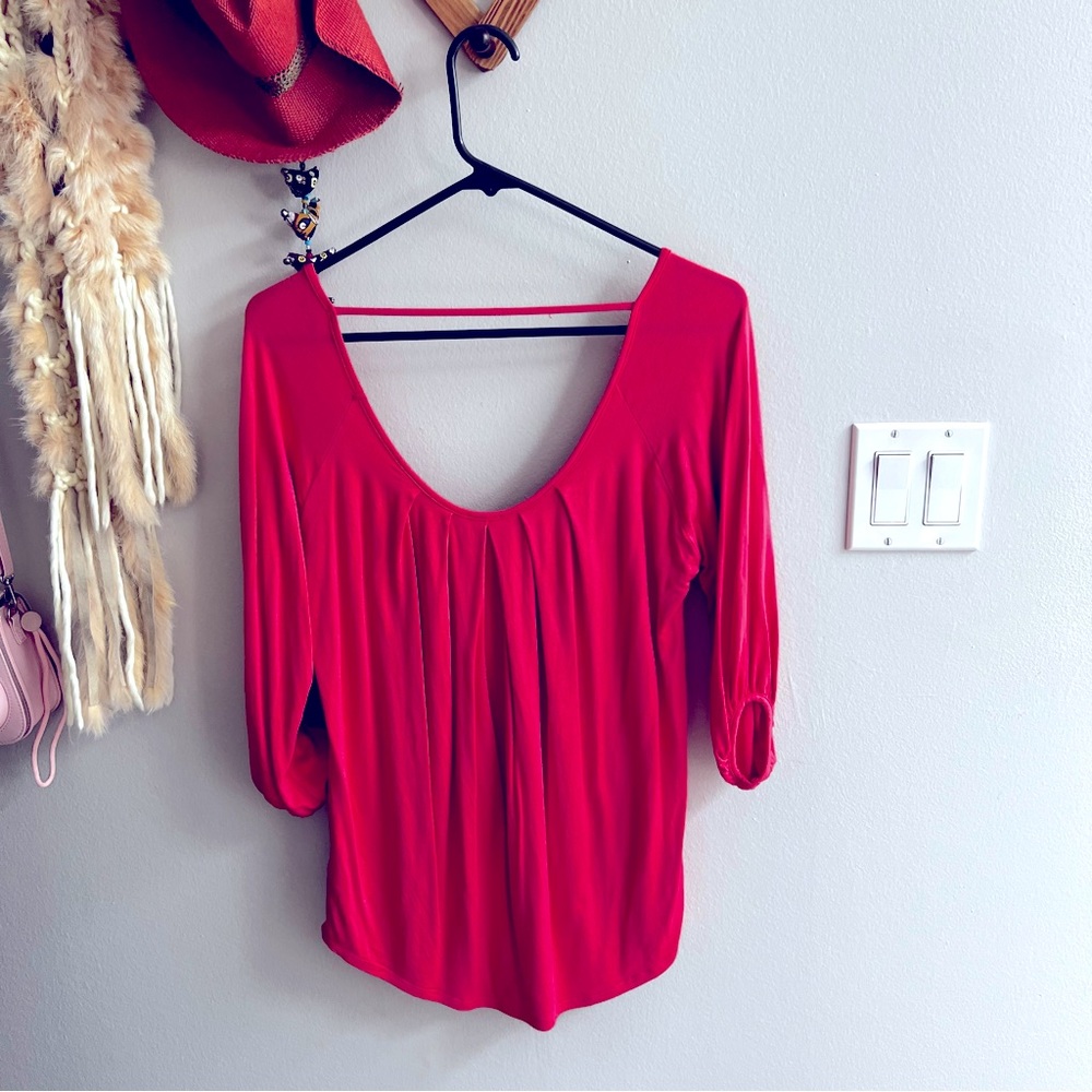 Hot pink Ella Moss top. NWOT. Size small